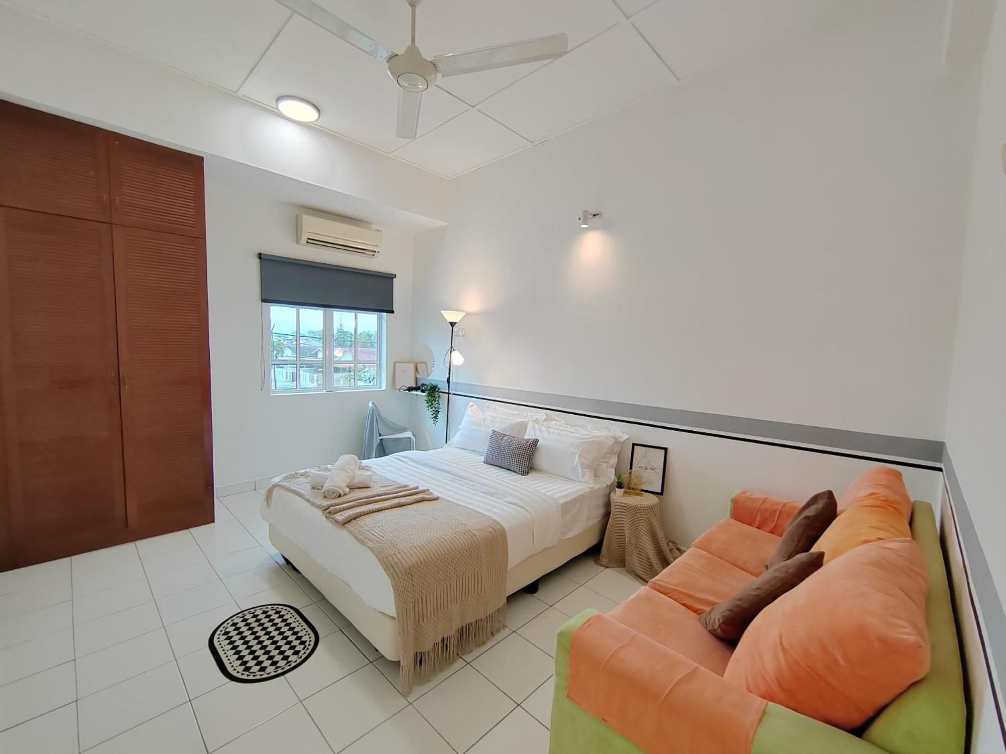 Sunway Tambun Salesman 5 Bedroom 10pax By Iwh *