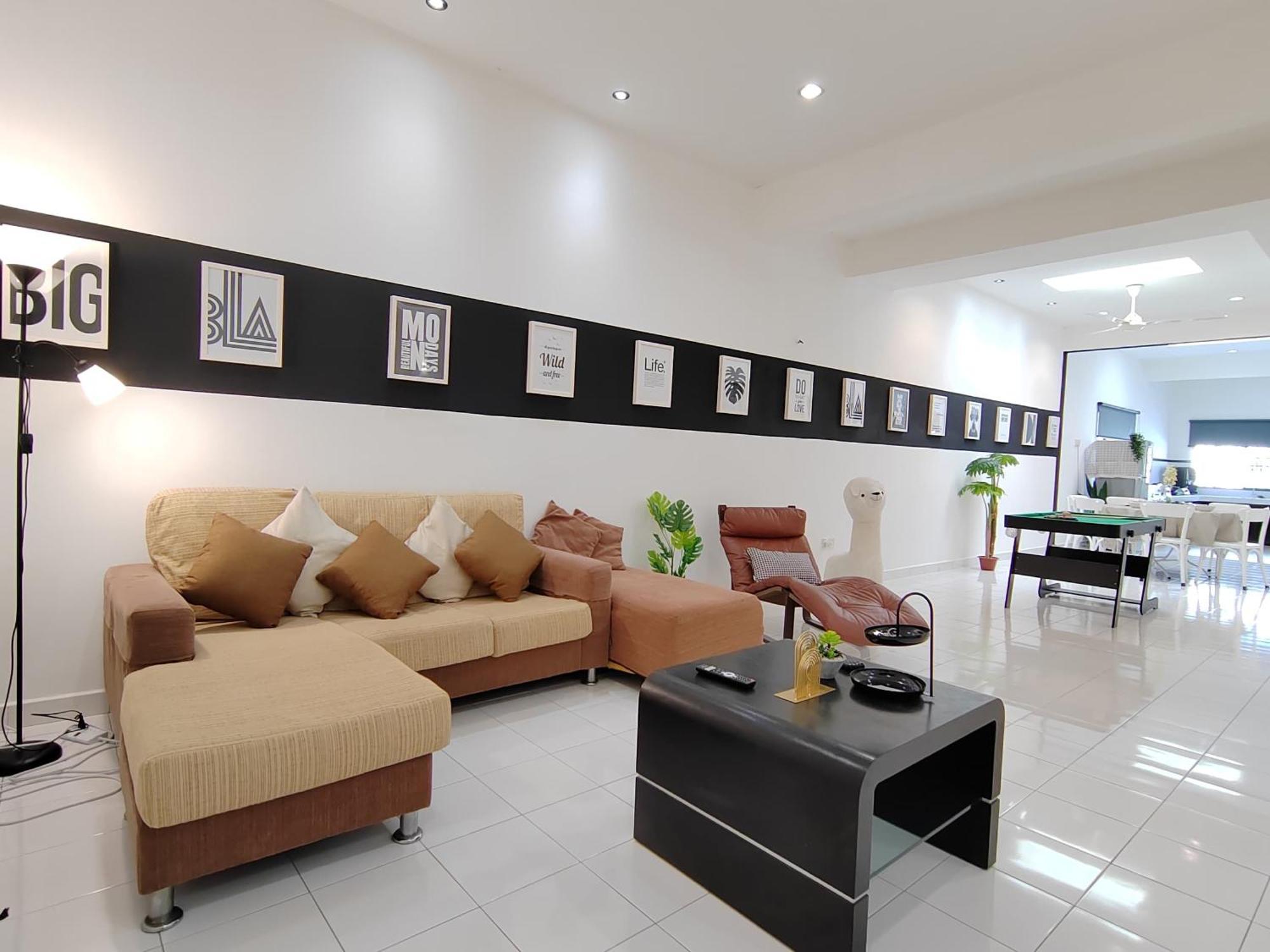 Sunway Tambun Salesman 5 Bedroom 10pax By Iwh
