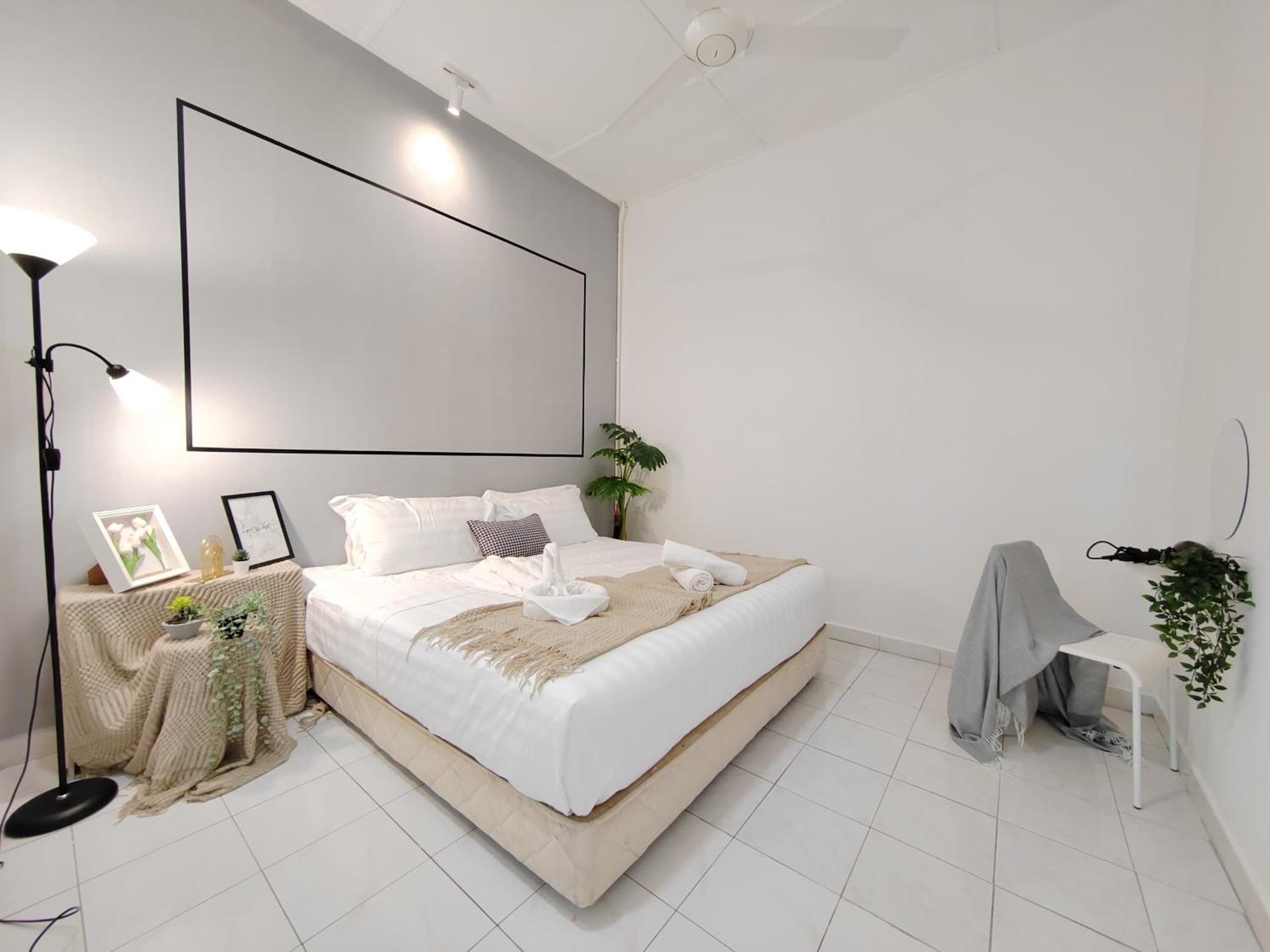Sunway Tambun Salesman 5 Bedroom 10pax By Iwh *