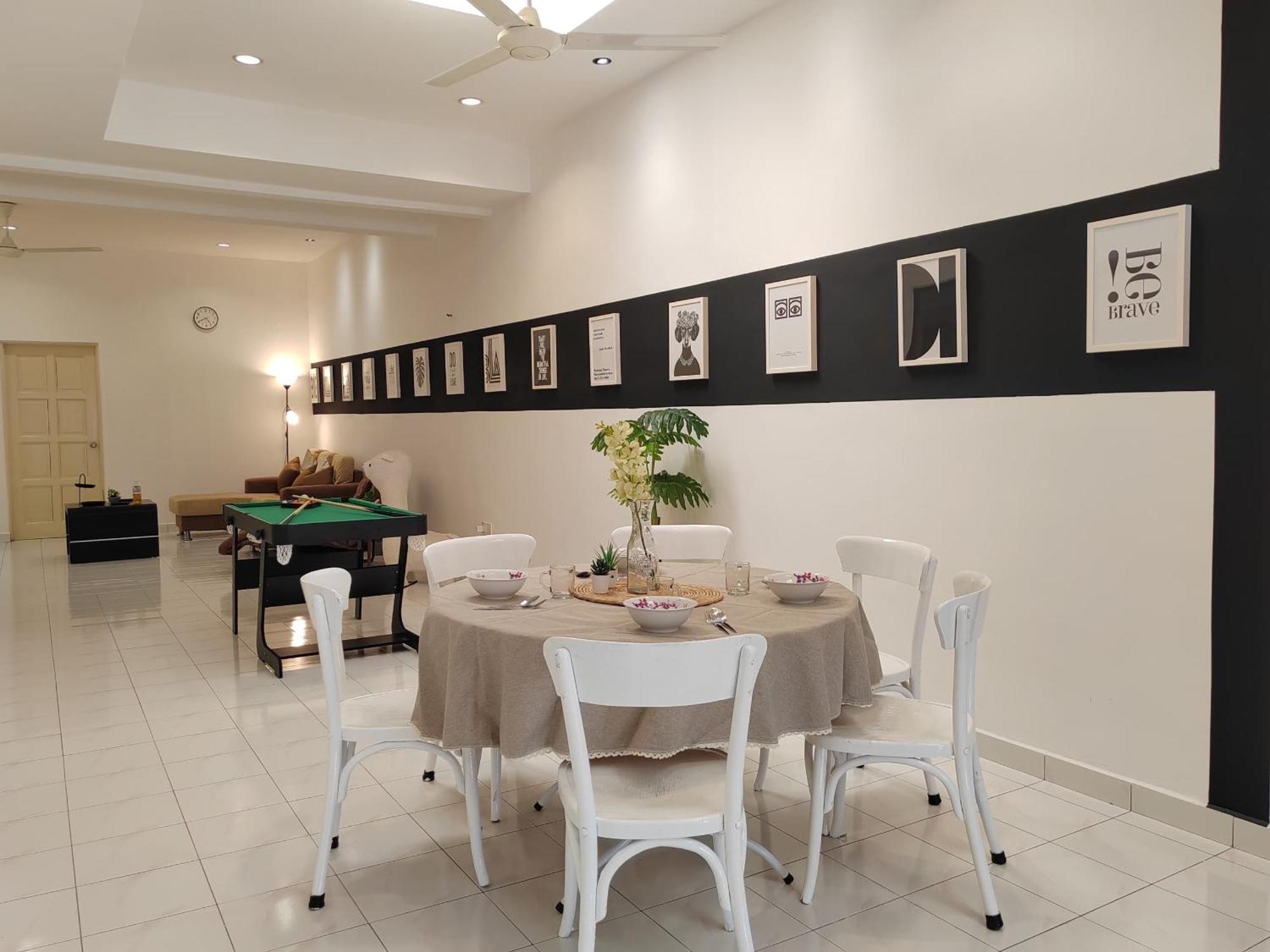 Sunway Tambun Salesman 5 Bedroom 10pax By Iwh *